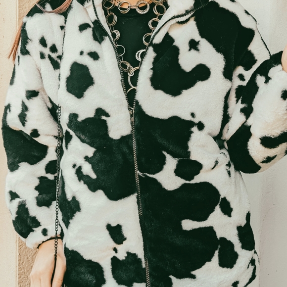 NWT Winter Cow Print Street Fashion Oversized Faux Fur Coat S: Small- Med - Picture 7 of 11